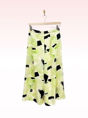 ASTR Ankle Flowy Leaf Print Green And Black Relaxed Pants (Sz S)